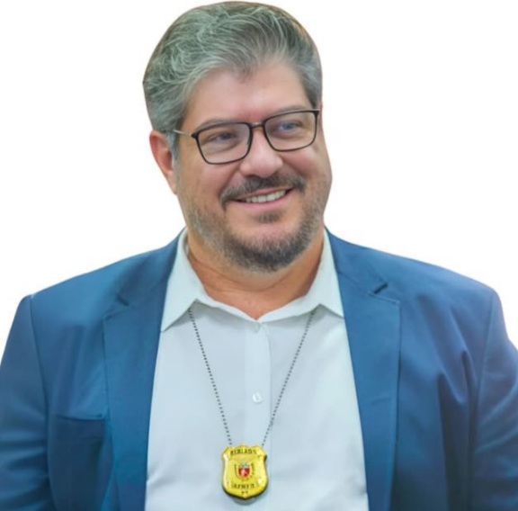 Dr. Alexandre Macorin de Lima